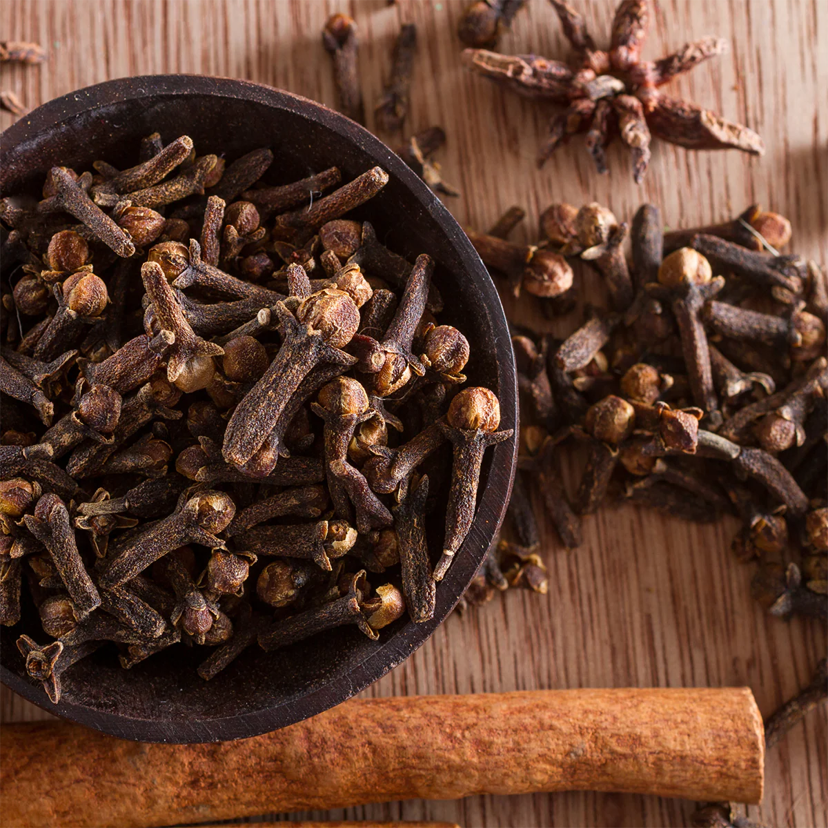 CLOVE (Laung)